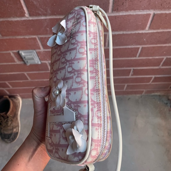 Christian Dior Pink Monogram Shoulder Bag - Picture 16 of 17